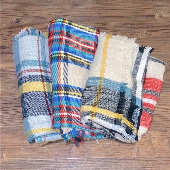 Oversized blanket scarf bundle - Picture 2 of 2